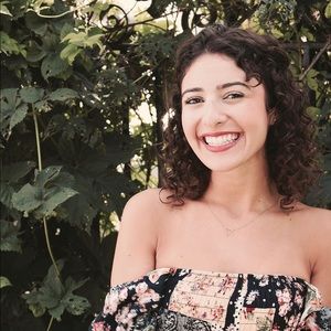 Meet your Posher, Hannah